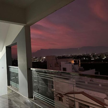 Tirupati Homestay - Ragunatha Resorts - 3Bhk Ac Apartments For Large Families - Free Breakfast - Flyover To Alipiri Gate - Wifi - Android Tv - - Easy Access To Visit All Temples Exterior foto